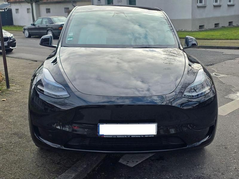 Gebraucht Tesla Model Y Standard Range 219 kW (299 PS) 2023 Schwarz SUV