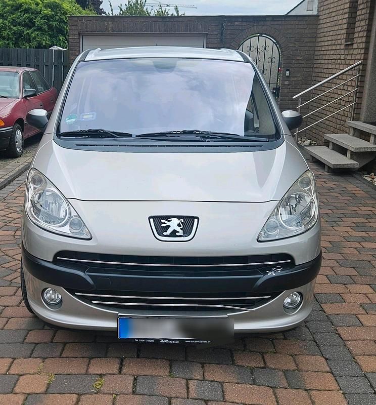Silber Gebraucht 2006 Peugeot 1007 Kleinwagen | 3.100 € (Fairer Preis) - Bild 1/4