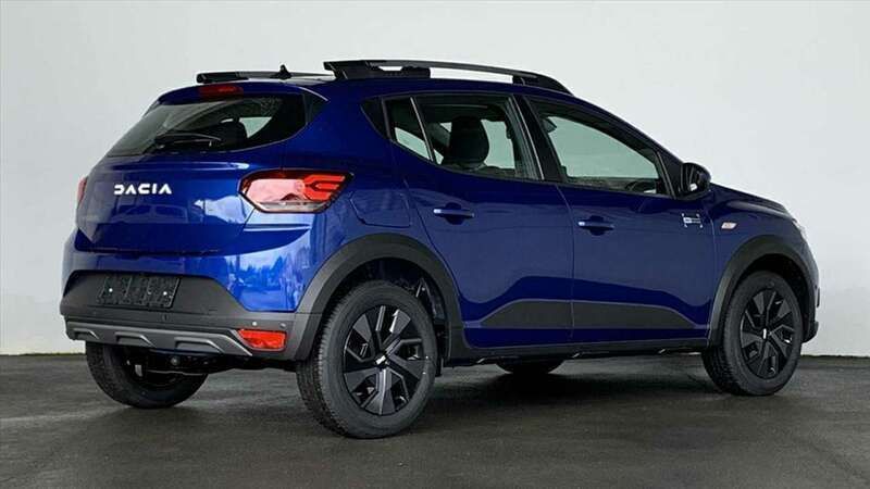 Neu Dacia Sandero Expression 91 PS (66 kW) 2025 Blau / ironblau Kleinwagen