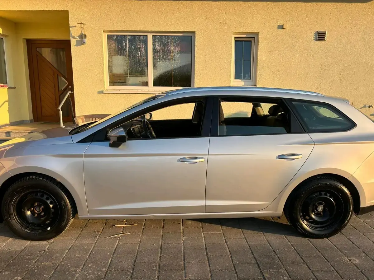 Gebraucht Seat Leon ST 150 PS (110 kW) 2015 Silber Kombi