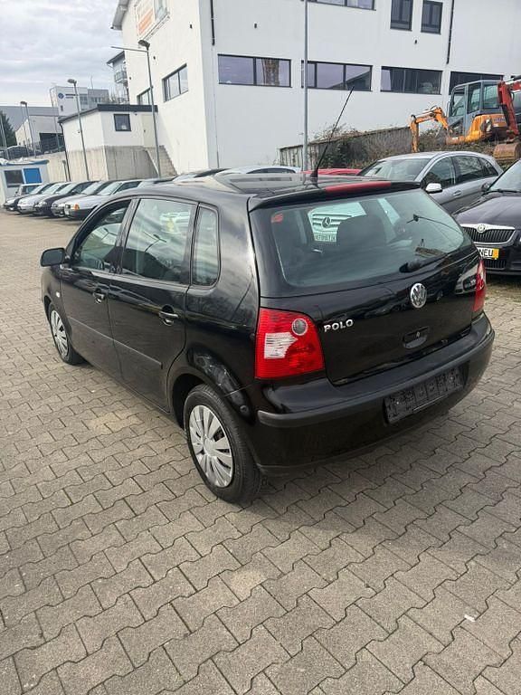 Gebraucht VW Polo Basis 64 PS (47 kW) 2003 Schwarz Limousine