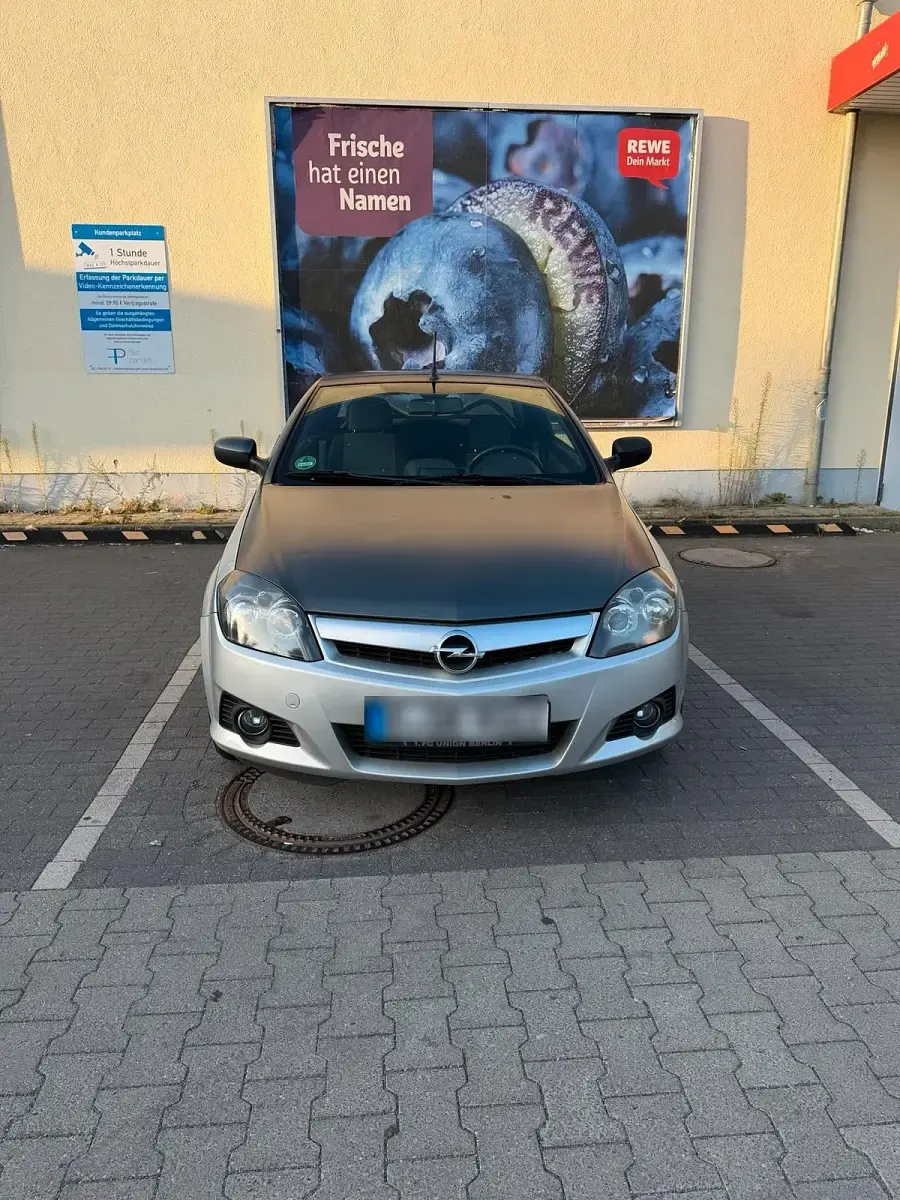 Gebraucht Opel Tigra 90 PS (66 kW) 2005 Grau Cabrio