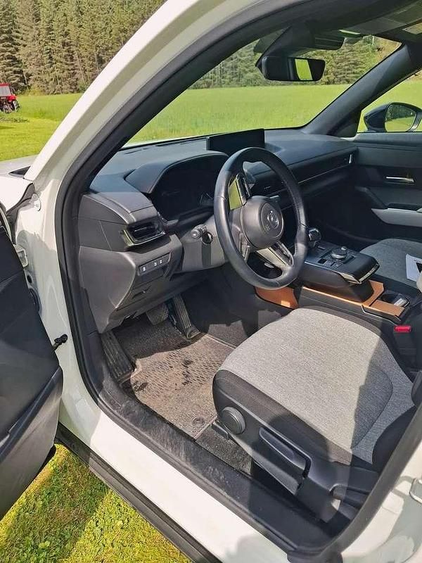 Gebraucht Mazda MX30 106 kW (145 PS) 2021 Weiß SUV