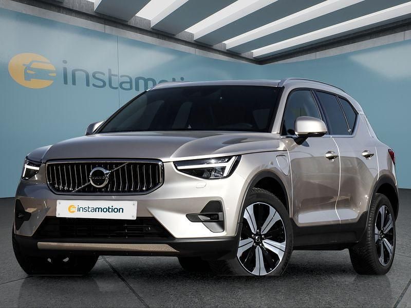 Gebraucht Volvo XC40 129 PS (94 kW) 2023 Beige SUV