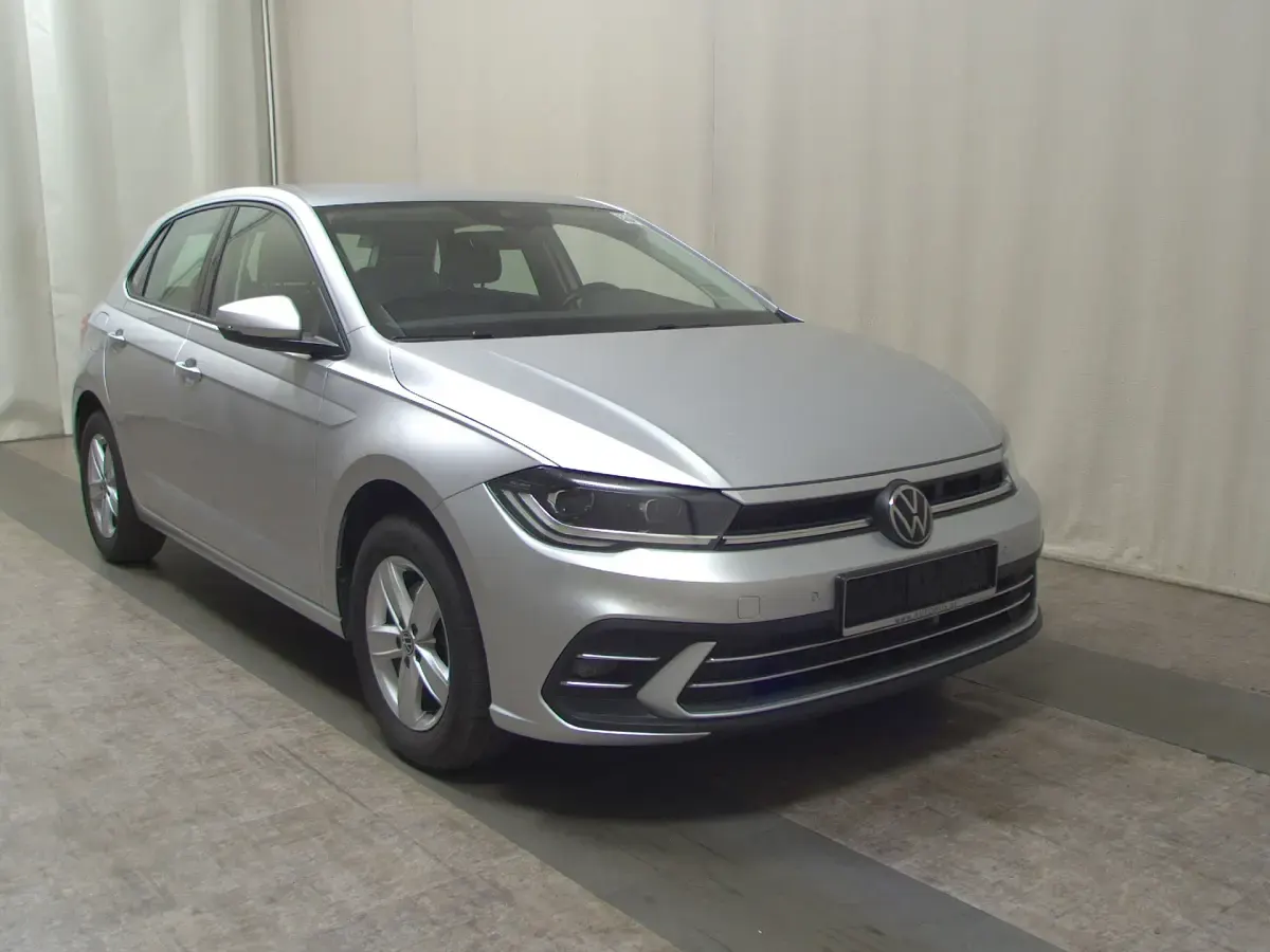 Gebraucht VW Polo Style 110 PS (80 kW) 2022 Grau Kleinwagen