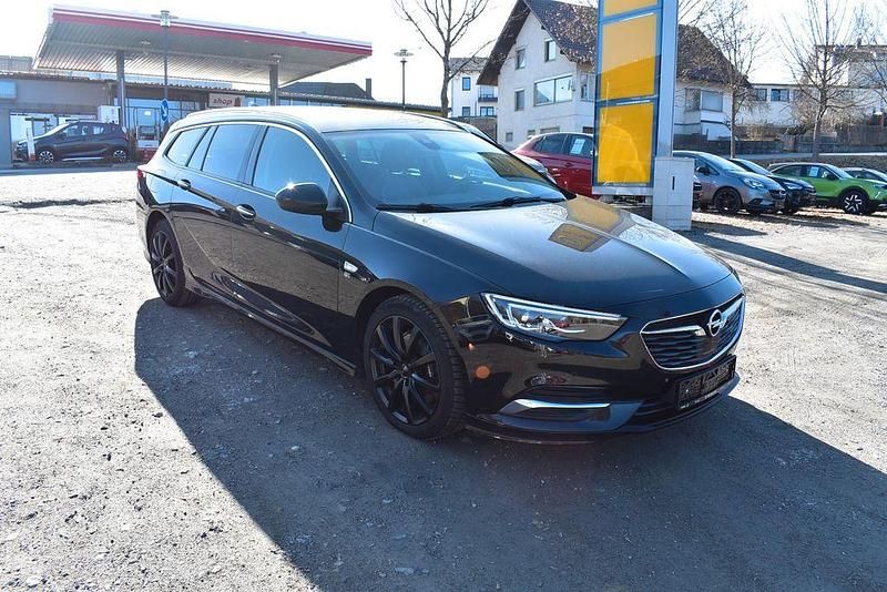 Gebraucht Opel Insignia OPC 260 PS (191 kW) 2017 Onyx schwarz (metallic) Kombi
