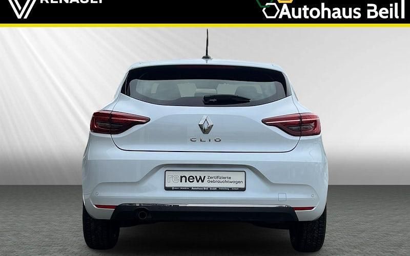 Gebraucht Renault Clio V Techno 115 PS (84 kW) 2022 Weiß Limousine