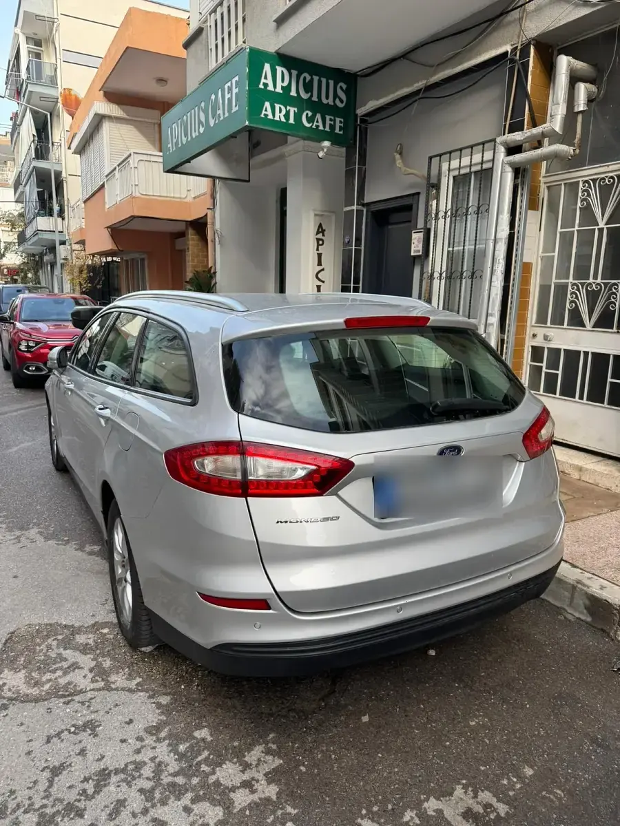 Gebraucht Ford Mondeo 150 PS (110 kW) 2017 Grau Kombi