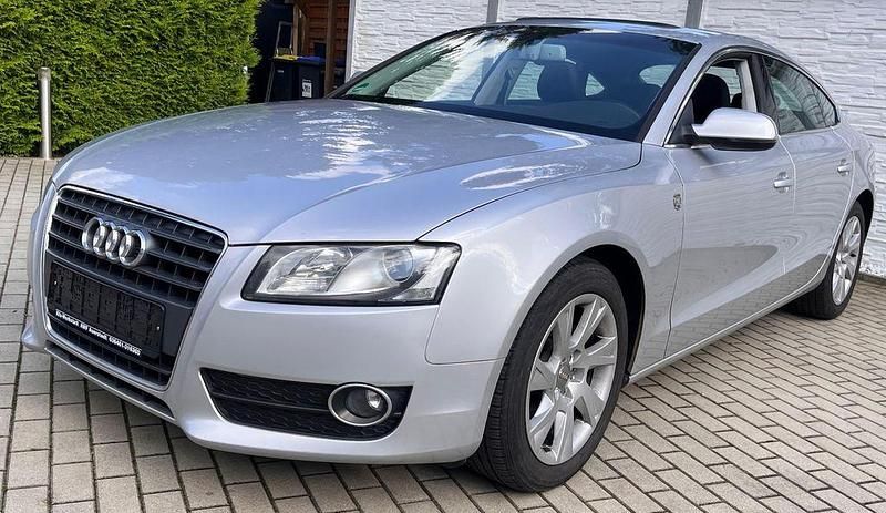Silber Gebraucht 2011 Audi A5 Sportback Performance Limousine | 13.000 € (Teuer) - Bild 1/4