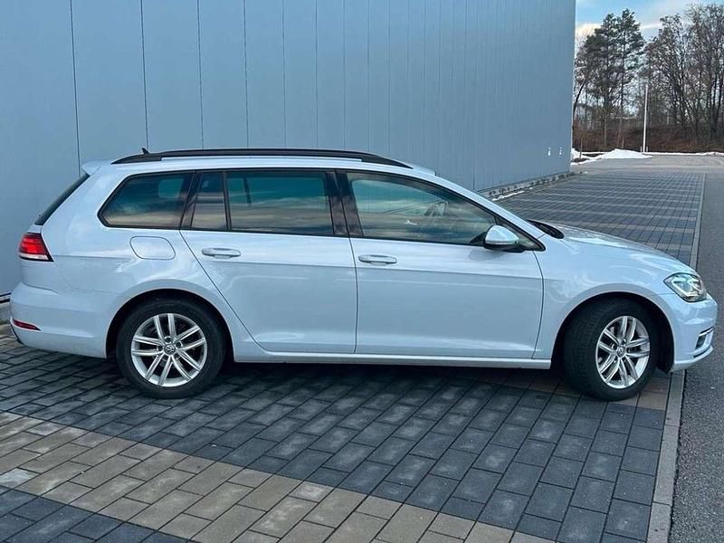 Gebraucht VW Golf VII 116 PS (85 kW) 2017 Weiß Kombi