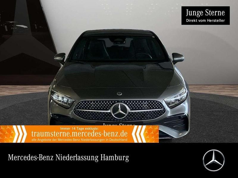 Grau Gebraucht 2024 Mercedes A220 Advanced Plus Limousine | 33.490 € (Superpreis) - Bild 1/3