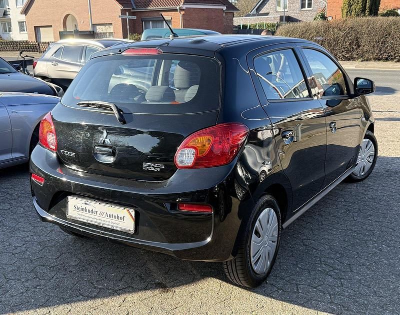 Gebraucht Mitsubishi Space Star 71 PS (52 kW) 2018 Schwarz Kleinwagen