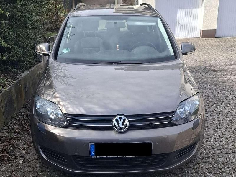 Gebraucht VW Golf VII 122 PS (89 kW) 2013 Braun Limousine
