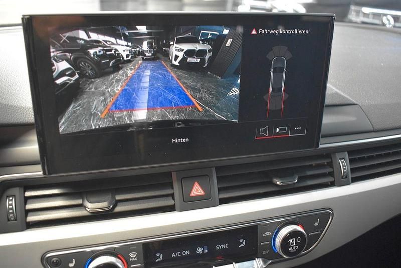 Gebraucht Audi A4 Advanced 204 PS (150 kW) 2023 Schwarz Limousine