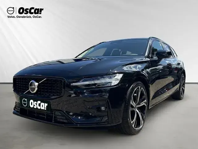 Gebraucht Volvo V60 145 PS (106 kW) 2025 Kombi