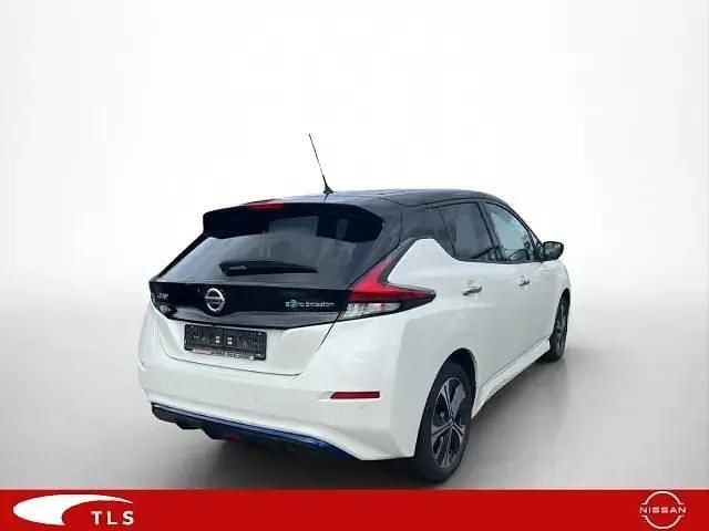 Gebraucht Nissan Leaf N-Connecta 160 kW (218 PS) 2020 Weiß Kleinwagen