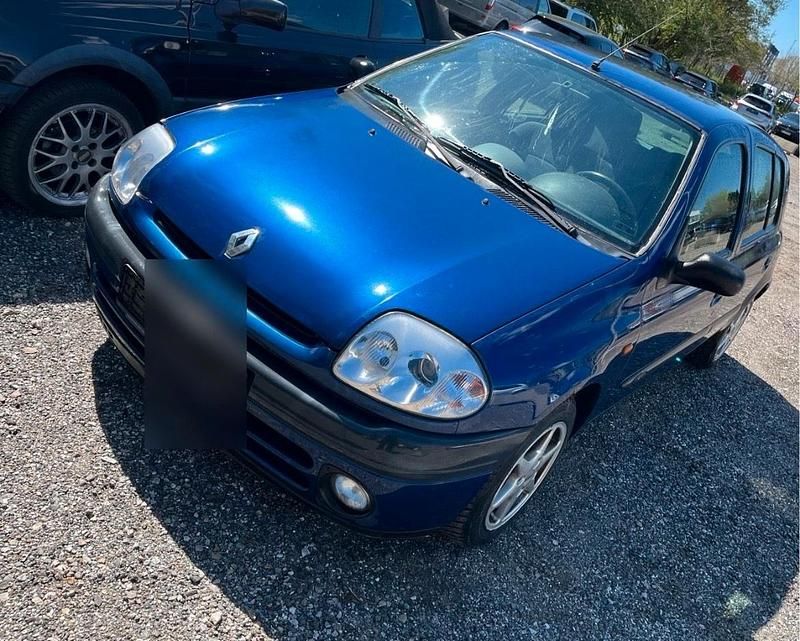 Blau Gebraucht 1999 Renault Clio II Kleinwagen | 1.150 € (Fairer Preis) - Bild 1/4