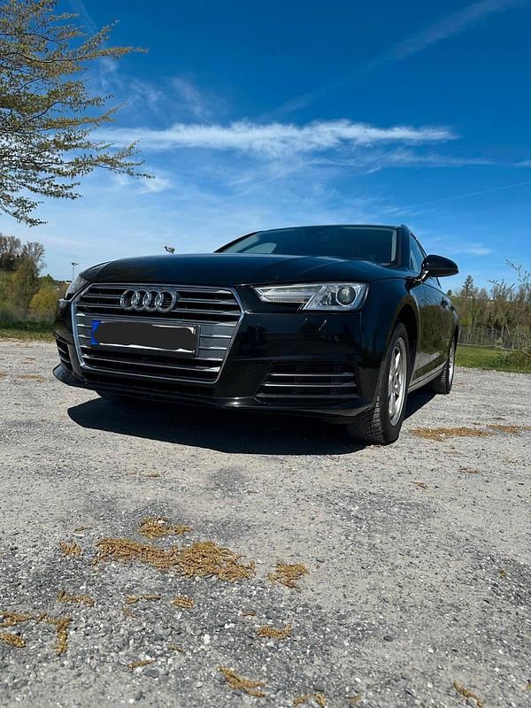 Gebraucht Audi A4 150 PS (110 kW) 2017 Schwarz Kombi