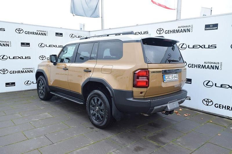 Gebraucht Toyota Land Cruiser Edition 205 PS (150 kW) 2024 Grau SUV