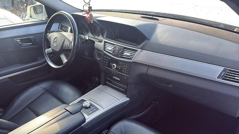 Gebraucht Mercedes E300 AMG 231 PS (169 kW) 2011 Weiß Kombi