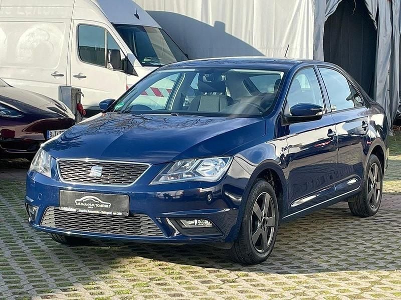 Blau Gebraucht 2015 Seat Toledo Limousine | 5.499 € (Guter Preis) - Bild 1/4