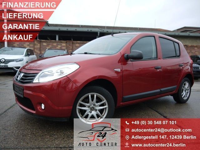 Rot Gebraucht 2012 Dacia Sandero Kleinwagen | 2.999 € (Etwas zu teuer) - Bild 1/4