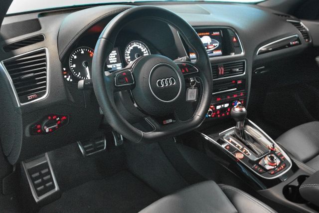 Gebraucht Audi SQ5 Competition 326 PS (239 kW) 2016 Silber metallic SUV