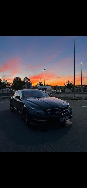 Schwarz Gebraucht 2012 Mercedes CLS350 AMG Limousine | 13.200 € (Guter Preis) - Bild 1/4