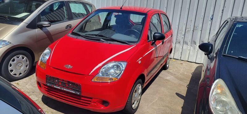 Rot Gebraucht 2009 Chevrolet Matiz Kleinwagen | 2.480 € (Etwas zu teuer) - Bild 1/2