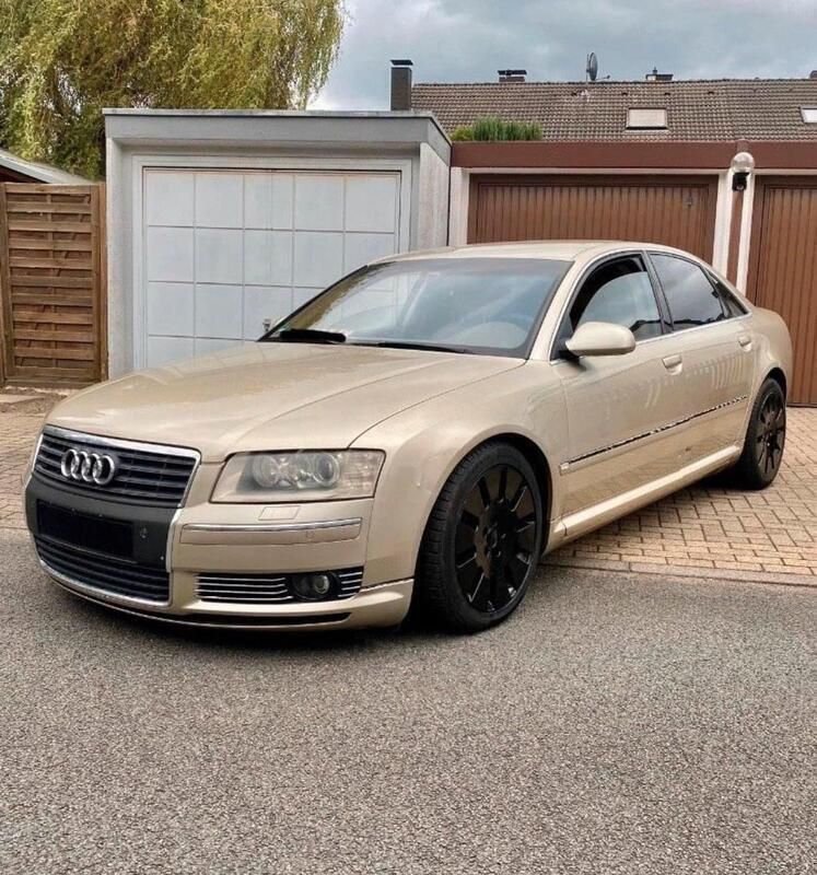 Beige Gebraucht 2003 Audi A8 Limousine | 4.600 € (Superpreis) - Bild 1/4