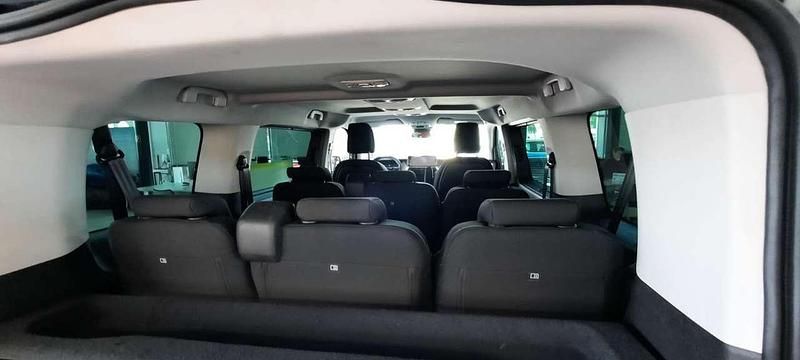 Gebraucht Citroën Spacetourer 177 PS (130 kW) 2025 Grau Van / Kleinbus