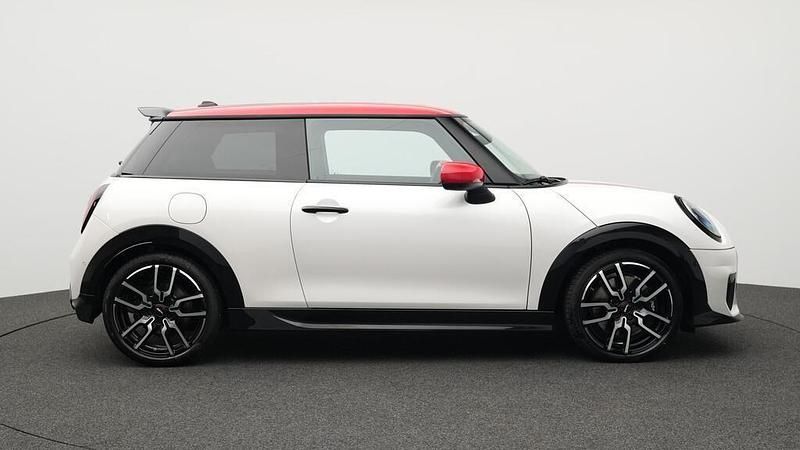 Gebraucht Mini Cooper 156 PS (114 kW) 2024 Weiß Kleinwagen