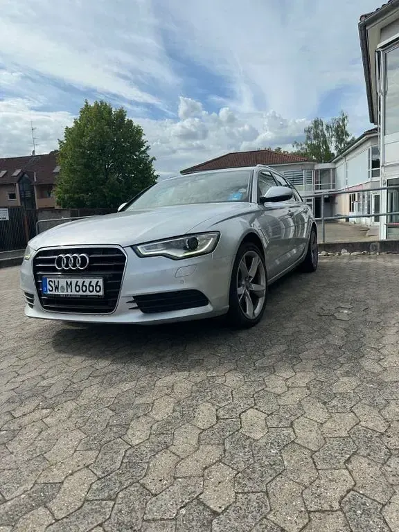 Gebraucht Audi A6 179 PS (131 kW) 2012 Silber Kombi