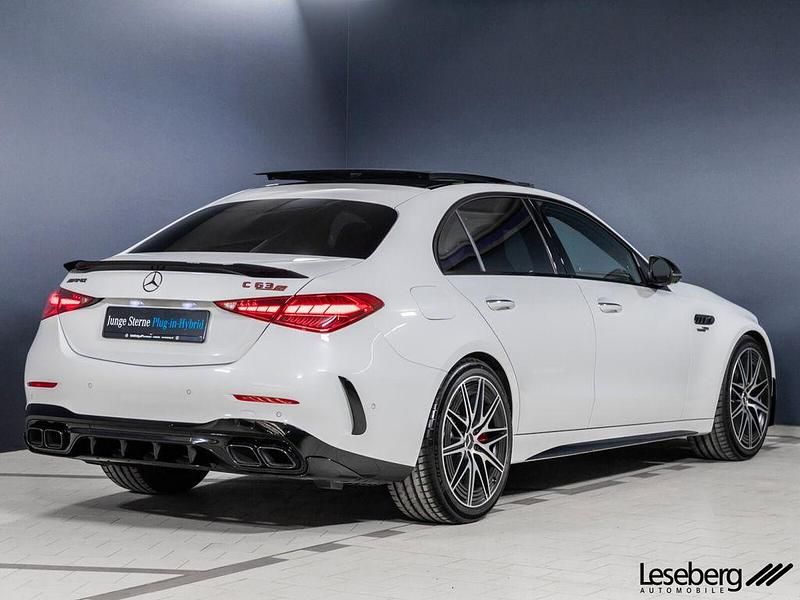 Neu Mercedes C63 S E Performance AMG 476 PS (350 kW) 2025 Manufaktur opalithweiß bright Limousine