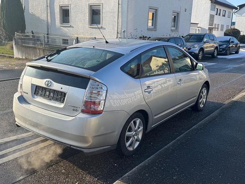 Gebraucht Toyota Prius Sol 77 PS (56 kW) 2007 Silber Limousine