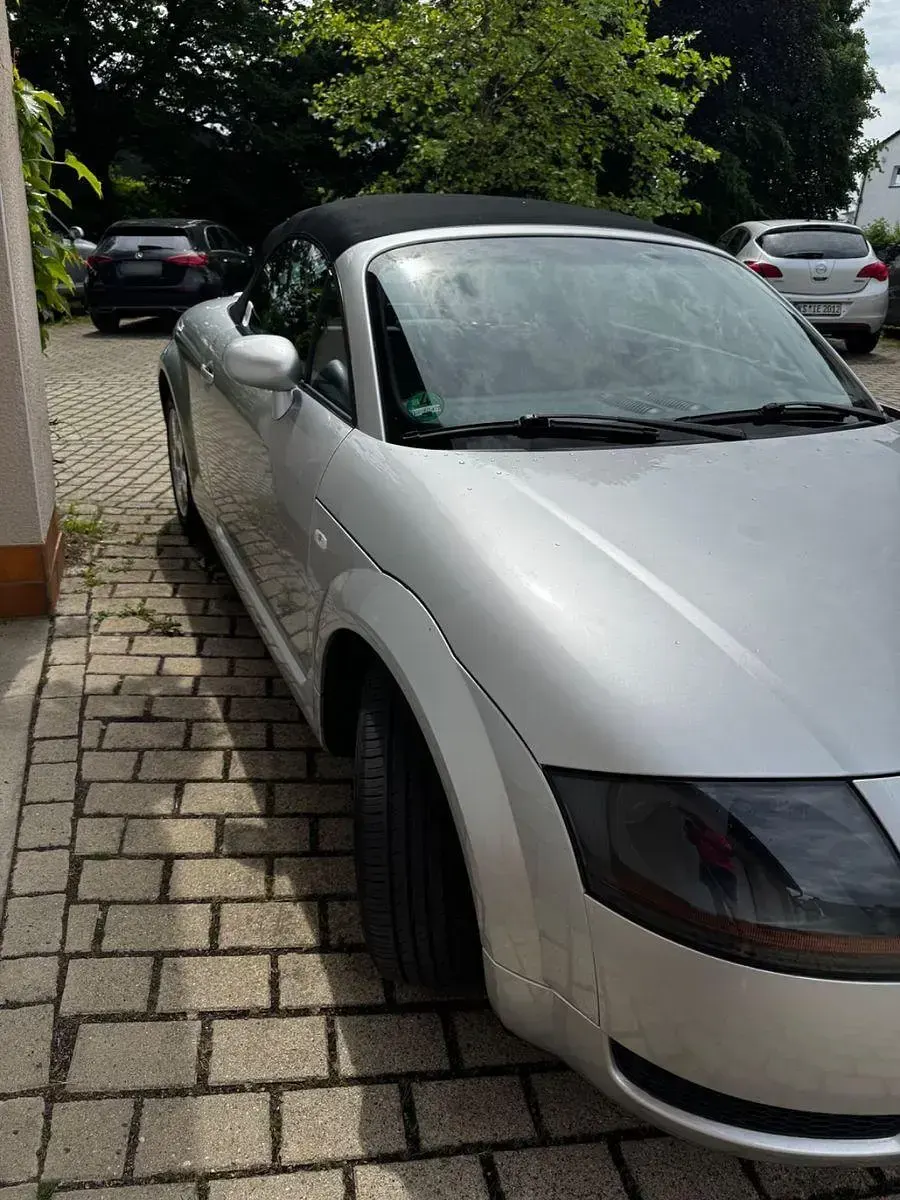 Gebraucht Audi TT Roadster Sport 150 PS (110 kW) 2001 Silber Cabrio