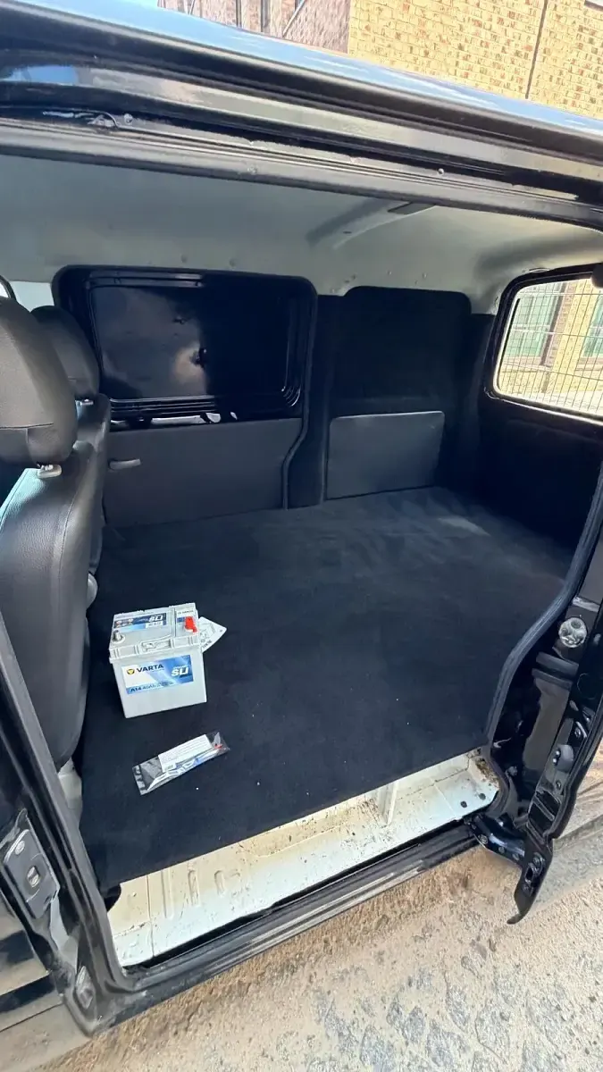 Gebraucht Suzuki Carry 78 PS (57 kW) 2000 Schwarz Pickup