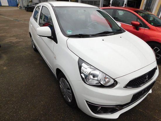 Gebraucht Mitsubishi Space Star Basis 71 PS (52 kW) 2019 Weiß Kleinwagen