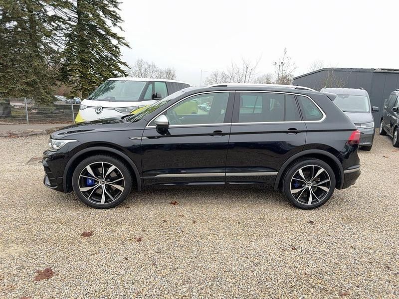 Gebraucht VW Tiguan R 320 PS (235 kW) 2022 Deep black perleffekt SUV