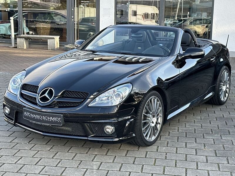 Schwarz obsidianschwarz metalliclack (metallic) Gebraucht 2008 Mercedes SLK55 AMG AMG Cabrio | 41.950 € (Etwas zu teuer) - Bild 1/4