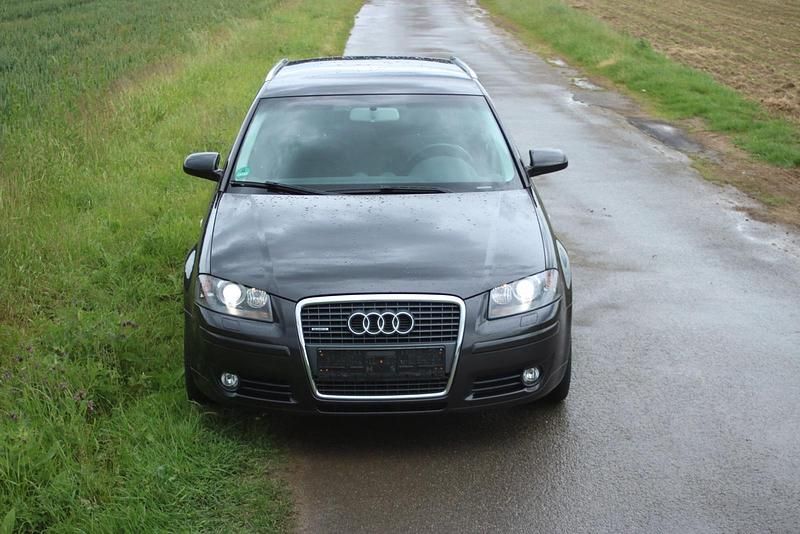 Gebraucht Audi A3 204 PS (150 kW) 2006 Braun Kleinwagen