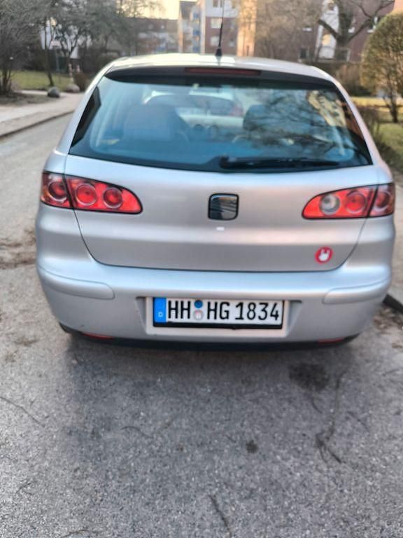 Gebraucht Seat Ibiza 64 PS (47 kW) 2003 Grau Kleinwagen