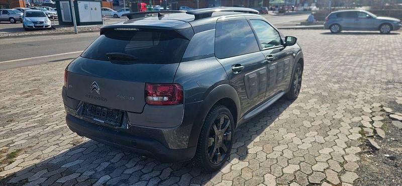 Second-hand Citroën C4 Shine 110 CP (80 kW) 2016 Gri SUV