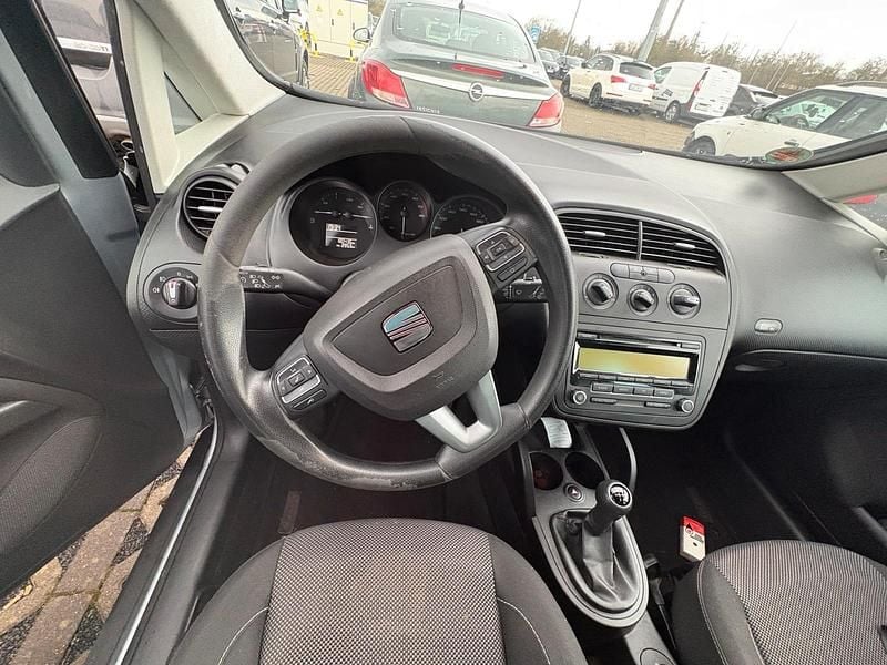 Gebraucht Seat Altea XL 105 PS (77 kW) 2011 Silber Van / Kleinbus