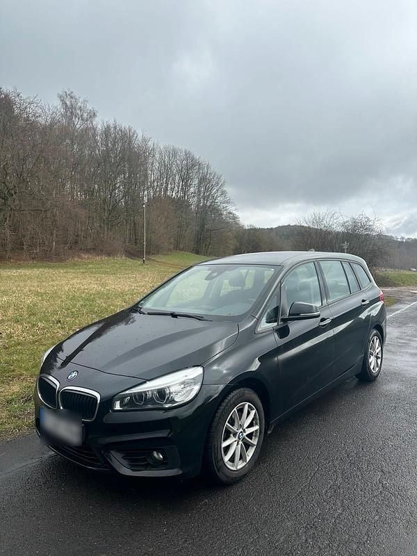 Gebraucht BMW 218 150 PS (110 kW) 2016 Schwarz Kombi