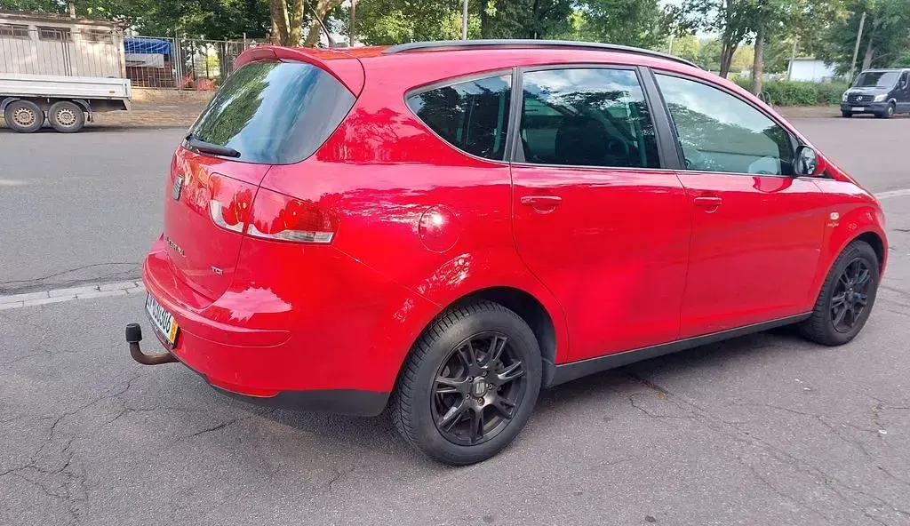 Gebraucht Seat Altea Sun 140 PS (102 kW) 2014 Rot Van / Kleinbus