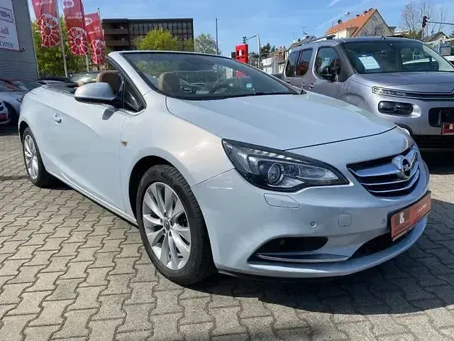 Gebraucht Opel Cascada 170 PS (125 kW) 2013 Grau Cabrio