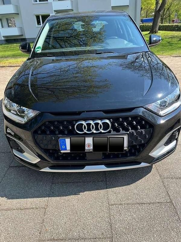 Second-hand Audi A1 110 CP (80 kW) 2022 Negru SUV