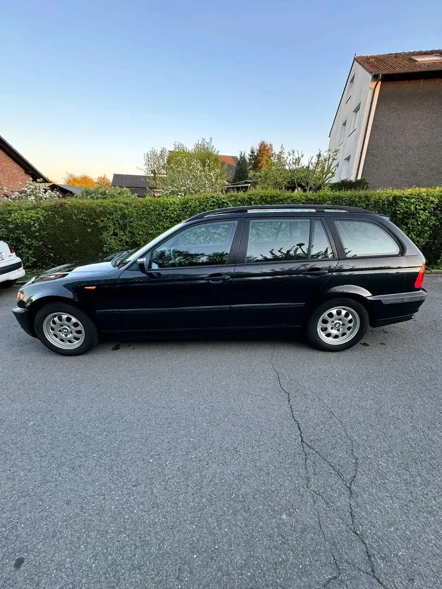 Second-hand BMW 316 116 CP (85 kW) 2005 Negru Break