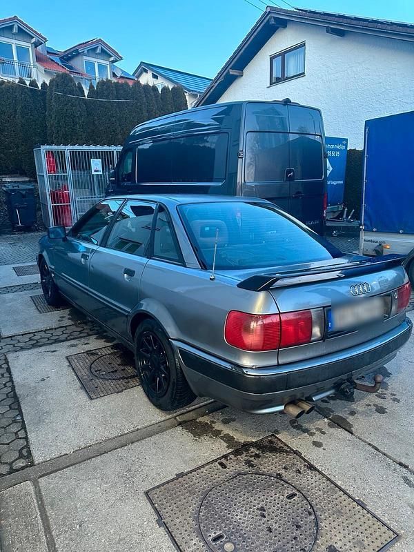 Second-hand Audi 80 90 CP (66 kW) 1993 Gri Berlinǎ